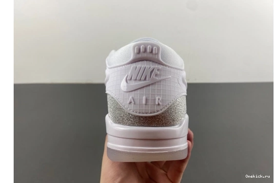 HQ3441-111 4 Pure Jordan StreetReady Air  RM  HQ3441-111 380 White 0602